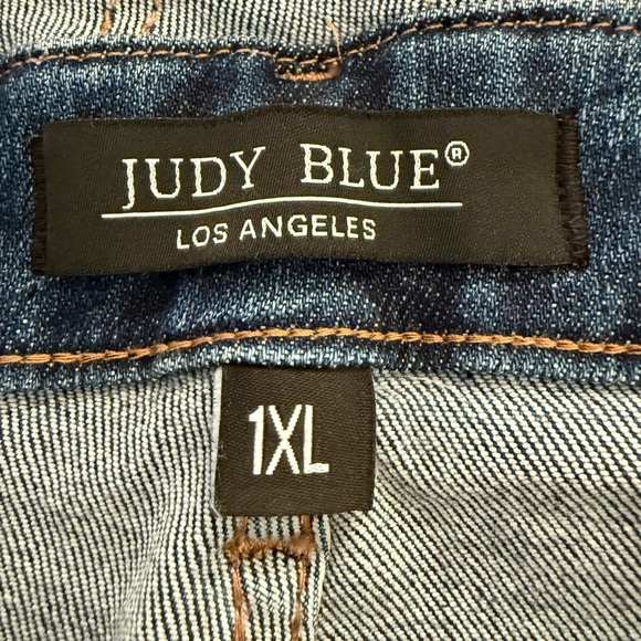 Judy Blue Classic Denim Shortalls *GREAT CONDITION* - Picture 12 of 12